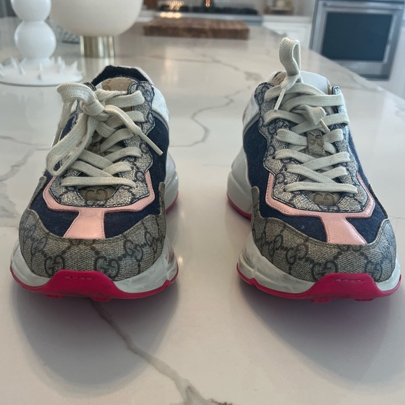 Authentic Gucci Migno Women Sneaker size 41 - Picture 3 of 16